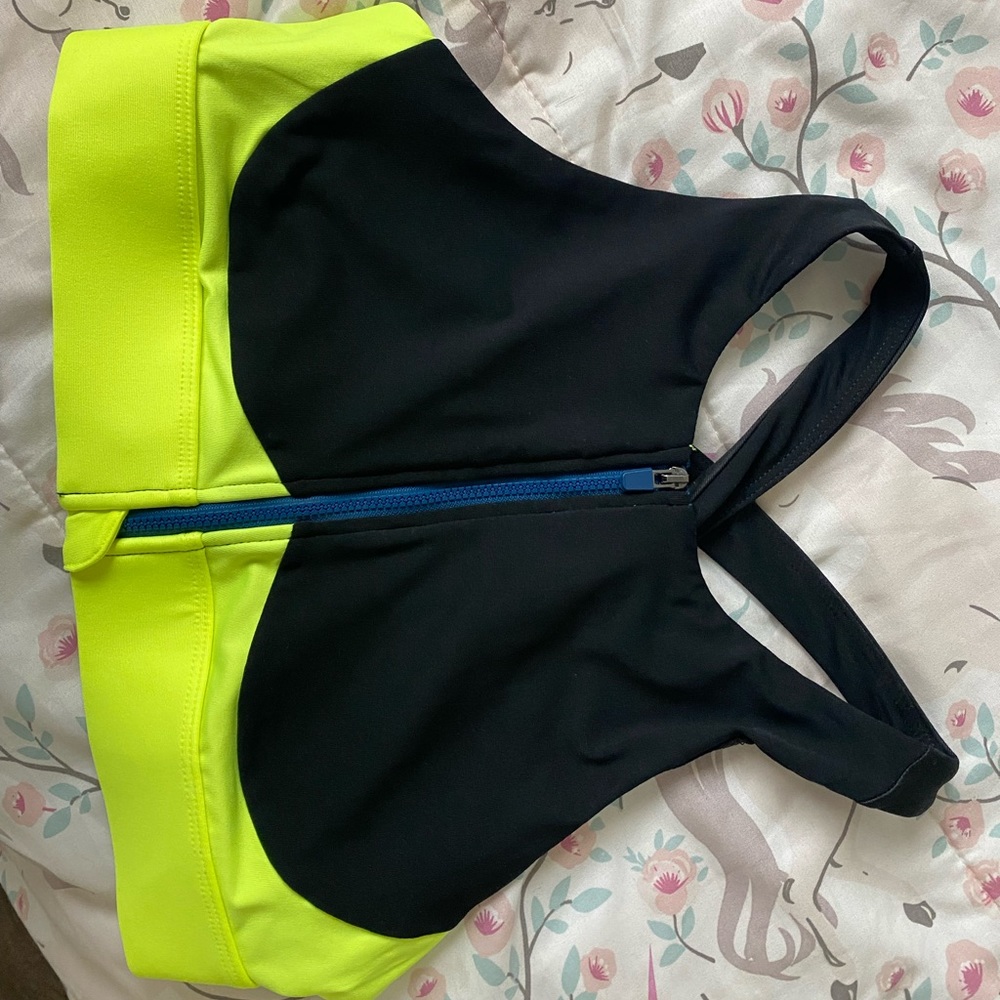Fabletics bra